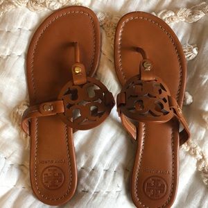 Tory burch sandals